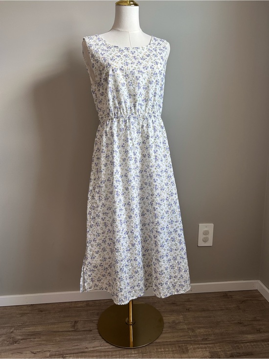Pink Martini Dresses & Skirts - Pink Martini Forget Me Not Dress Blue White Purple Floral Print 100% cotton midi